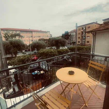 Tiziano Pensión Diano Marina